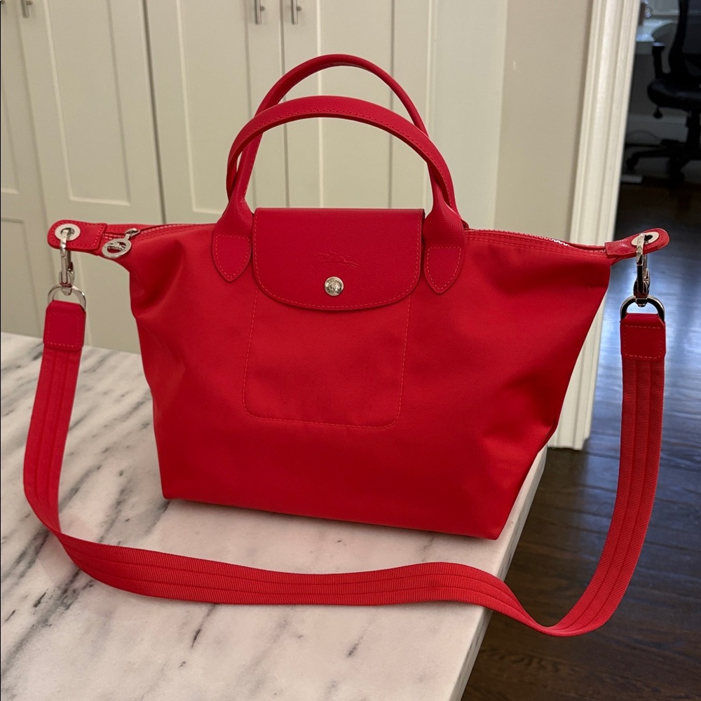 Longchamp Le Pilage Neo Medium Handbag - Picture 2 of 10